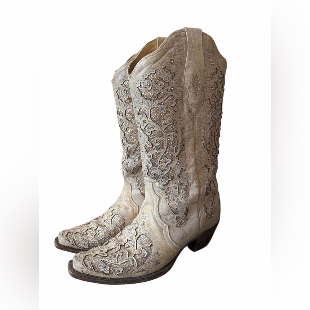 Women’s Corral White Glitter Inlay Snip Toe Boots